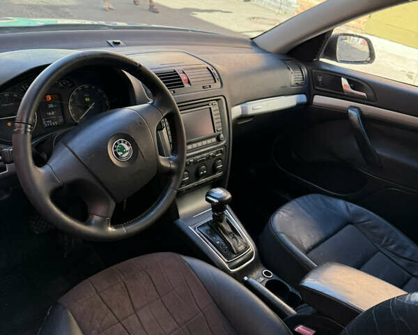 Синій Шкода Октавія, об'ємом двигуна 1.9 л та пробігом 250 тис. км за 4850 $, фото 8 на Automoto.ua