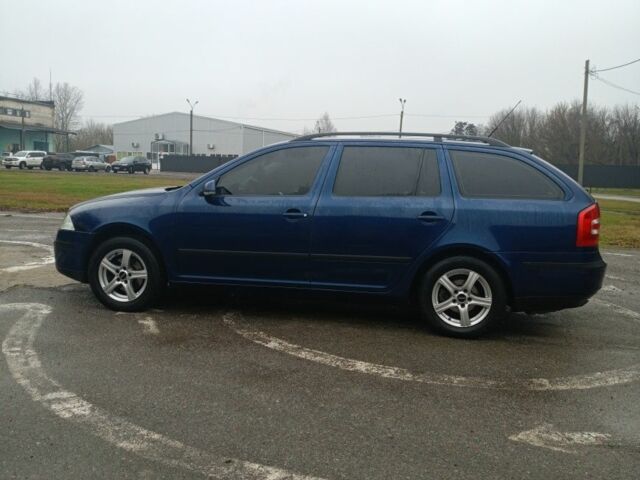 Синий Шкода Октавия, объемом двигателя 0 л и пробегом 208 тыс. км за 6500 $, фото 5 на Automoto.ua