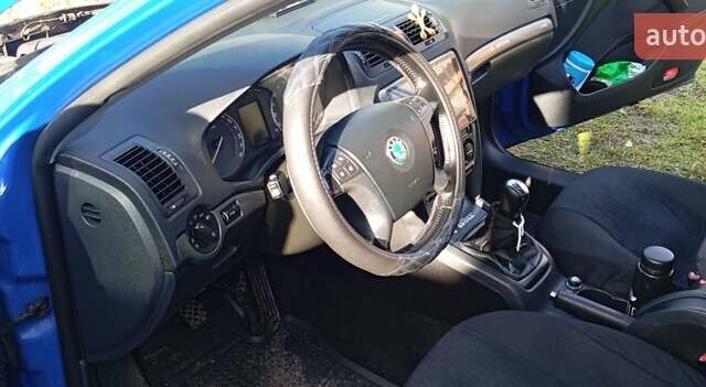 Синий Шкода Октавия, объемом двигателя 1.6 л и пробегом 226 тыс. км за 7000 $, фото 19 на Automoto.ua