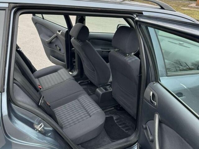 Синий Шкода Октавия, объемом двигателя 0 л и пробегом 209 тыс. км за 5499 $, фото 3 на Automoto.ua