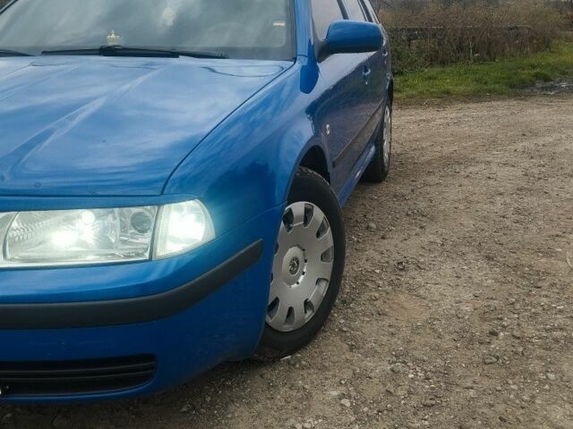 Синий Шкода Октавия, объемом двигателя 1.9 л и пробегом 320 тыс. км за 5700 $, фото 1 на Automoto.ua