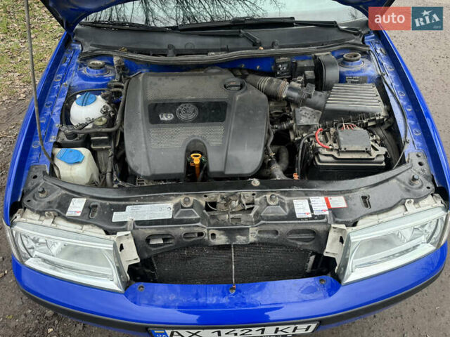 Синий Шкода Октавия, объемом двигателя 1.6 л и пробегом 258 тыс. км за 5350 $, фото 45 на Automoto.ua