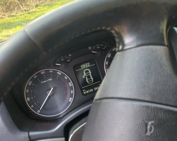 Синій Шкода Октавія, об'ємом двигуна 1.97 л та пробігом 418 тис. км за 5500 $, фото 4 на Automoto.ua