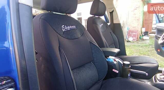 Синий Шкода Октавия, объемом двигателя 1.6 л и пробегом 226 тыс. км за 7000 $, фото 11 на Automoto.ua