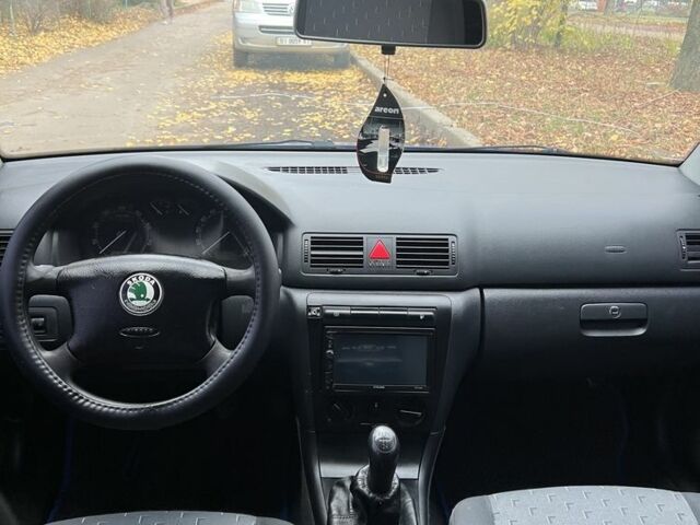 Синий Шкода Октавия, объемом двигателя 1.6 л и пробегом 371 тыс. км за 4200 $, фото 10 на Automoto.ua