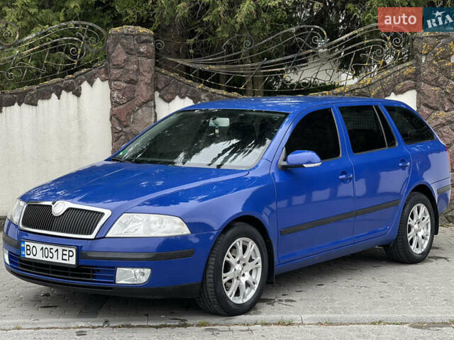 Синій Шкода Октавія, об'ємом двигуна 1.6 л та пробігом 245 тис. км за 6200 $, фото 1 на Automoto.ua