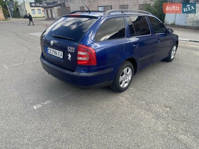 Синій Шкода Октавія, об'ємом двигуна 1.6 л та пробігом 343 тис. км за 5000 $, фото 5 на Automoto.ua