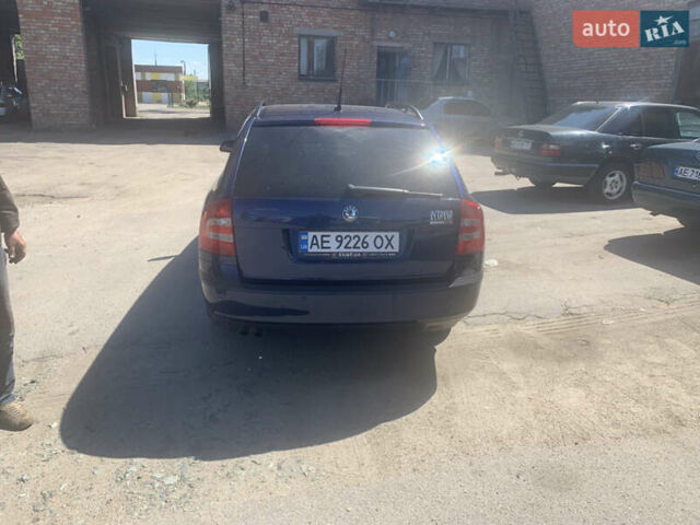 Синий Шкода Октавия, объемом двигателя 2 л и пробегом 223 тыс. км за 6800 $, фото 6 на Automoto.ua