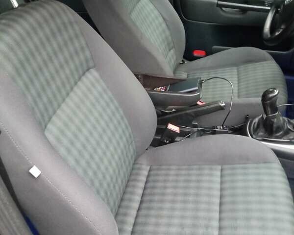 Синій Шкода Октавія, об'ємом двигуна 1.6 л та пробігом 204 тис. км за 5100 $, фото 55 на Automoto.ua