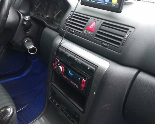 Синій Шкода Октавія, об'ємом двигуна 1.6 л та пробігом 204 тис. км за 5100 $, фото 52 на Automoto.ua