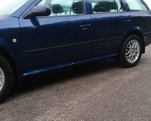 Синій Шкода Октавія, об'ємом двигуна 1.6 л та пробігом 204 тис. км за 5100 $, фото 16 на Automoto.ua