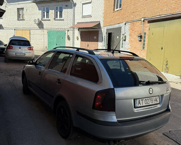 Синій Шкода Октавія, об'ємом двигуна 1.9 л та пробігом 250 тис. км за 4850 $, фото 6 на Automoto.ua