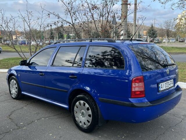 Синий Шкода Октавия, объемом двигателя 1.6 л и пробегом 371 тыс. км за 4200 $, фото 2 на Automoto.ua
