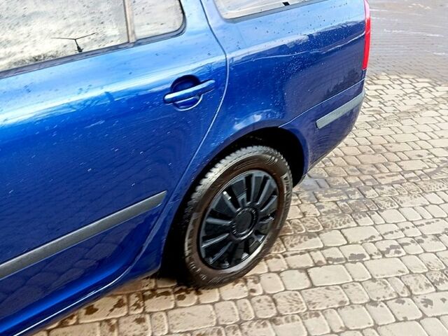 Синий Шкода Октавия, объемом двигателя 2 л и пробегом 231 тыс. км за 5499 $, фото 4 на Automoto.ua