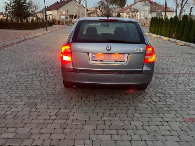 Синий Шкода Октавия, объемом двигателя 1.6 л и пробегом 230 тыс. км за 5450 $, фото 3 на Automoto.ua