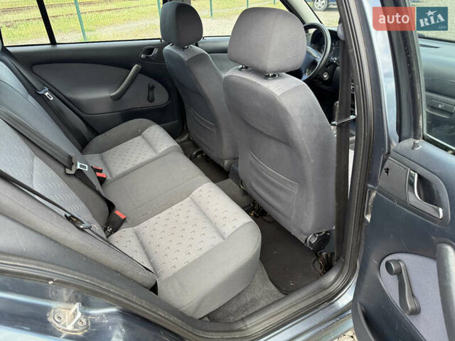 Синий Шкода Октавия, объемом двигателя 1.6 л и пробегом 273 тыс. км за 5300 $, фото 10 на Automoto.ua