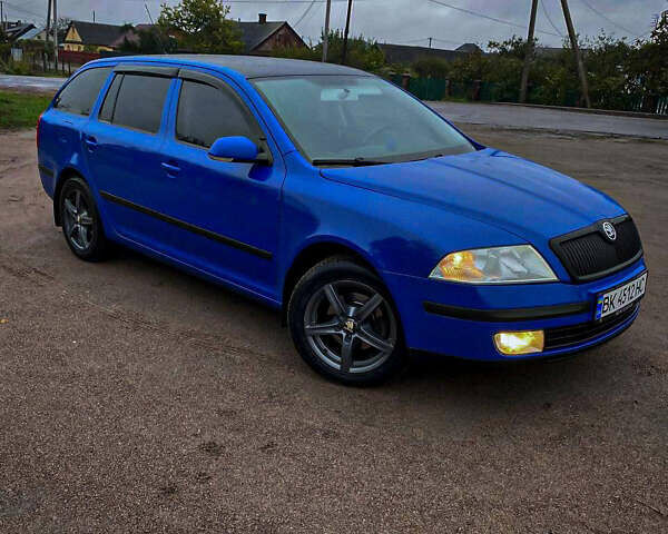 Синий Шкода Октавия, объемом двигателя 1.6 л и пробегом 260 тыс. км за 6300 $, фото 3 на Automoto.ua