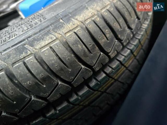 Синій Шкода Октавія, об'ємом двигуна 1.6 л та пробігом 194 тис. км за 6500 $, фото 139 на Automoto.ua