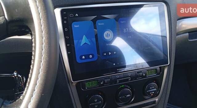 Синий Шкода Октавия, объемом двигателя 1.6 л и пробегом 226 тыс. км за 7000 $, фото 4 на Automoto.ua