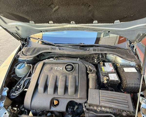Синій Шкода Октавія, об'ємом двигуна 1.9 л та пробігом 250 тис. км за 4850 $, фото 1 на Automoto.ua