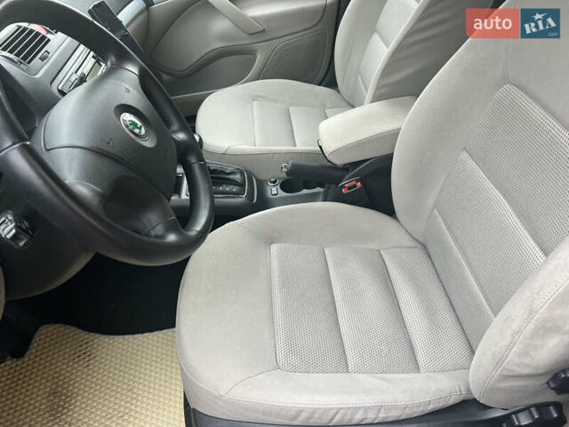 Синий Шкода Октавия, объемом двигателя 1.97 л и пробегом 214 тыс. км за 7250 $, фото 29 на Automoto.ua