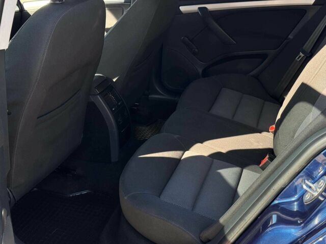 Синий Шкода Октавия, объемом двигателя 1.6 л и пробегом 202 тыс. км за 6240 $, фото 22 на Automoto.ua