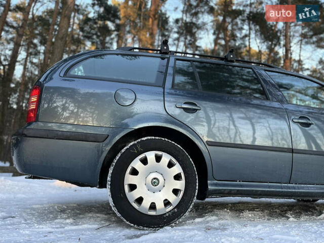 Синій Шкода Октавія, об'ємом двигуна 1.6 л та пробігом 260 тис. км за 5800 $, фото 60 на Automoto.ua