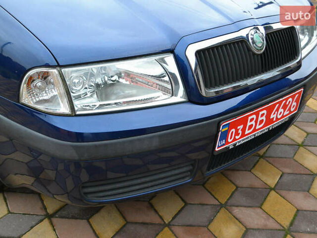 Синий Шкода Октавия, объемом двигателя 1.6 л и пробегом 237 тыс. км за 5250 $, фото 6 на Automoto.ua