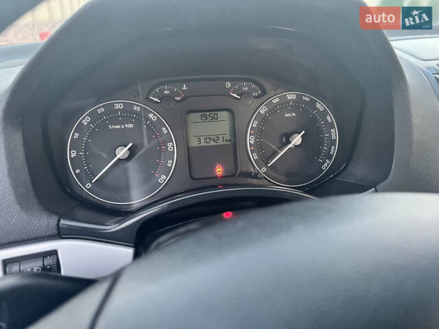 Синий Шкода Октавия, объемом двигателя 1.97 л и пробегом 315 тыс. км за 6500 $, фото 16 на Automoto.ua