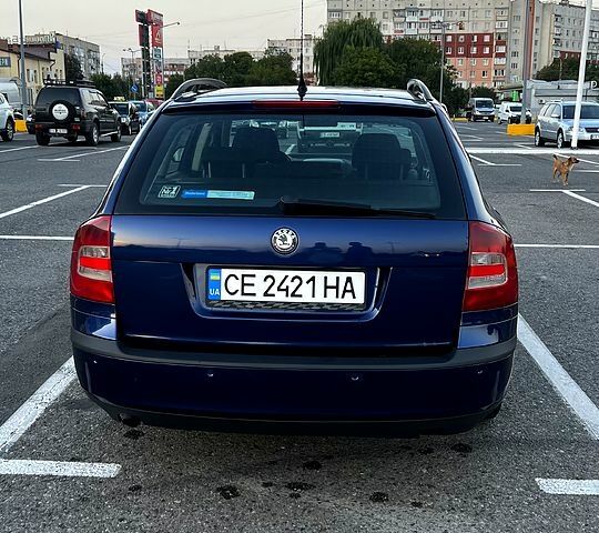 Синий Шкода Октавия, объемом двигателя 1.6 л и пробегом 234 тыс. км за 6000 $, фото 2 на Automoto.ua