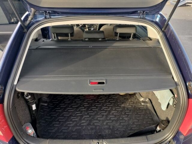 Синій Шкода Октавія, об'ємом двигуна 1.6 л та пробігом 285 тис. км за 7200 $, фото 6 на Automoto.ua