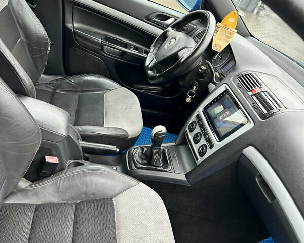 Синий Шкода Октавия, объемом двигателя 1.97 л и пробегом 279 тыс. км за 4700 $, фото 6 на Automoto.ua