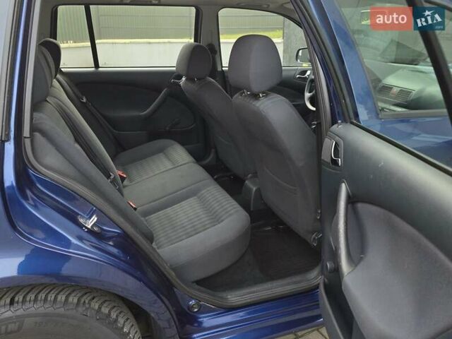 Синий Шкода Октавия, объемом двигателя 1.6 л и пробегом 205 тыс. км за 4999 $, фото 26 на Automoto.ua