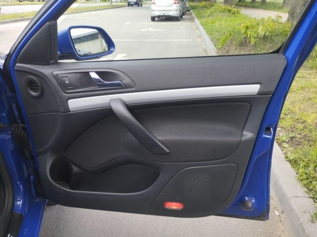 Синий Шкода Октавия, объемом двигателя 1.6 л и пробегом 220 тыс. км за 5800 $, фото 20 на Automoto.ua