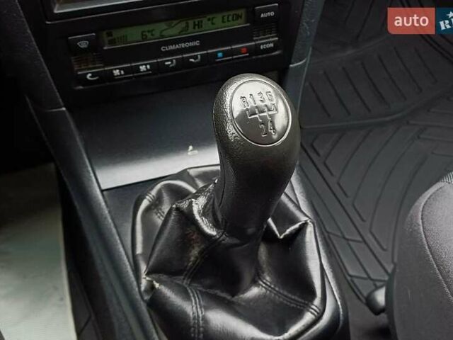 Синий Шкода Октавия, объемом двигателя 1.6 л и пробегом 237 тыс. км за 5250 $, фото 66 на Automoto.ua