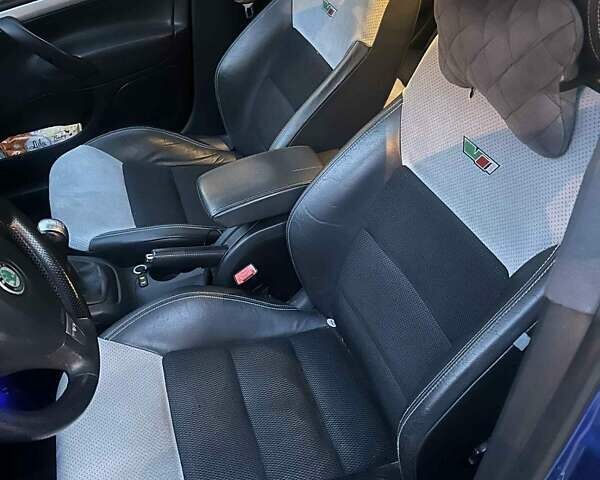 Синій Шкода Октавія, об'ємом двигуна 2 л та пробігом 252 тис. км за 7000 $, фото 5 на Automoto.ua