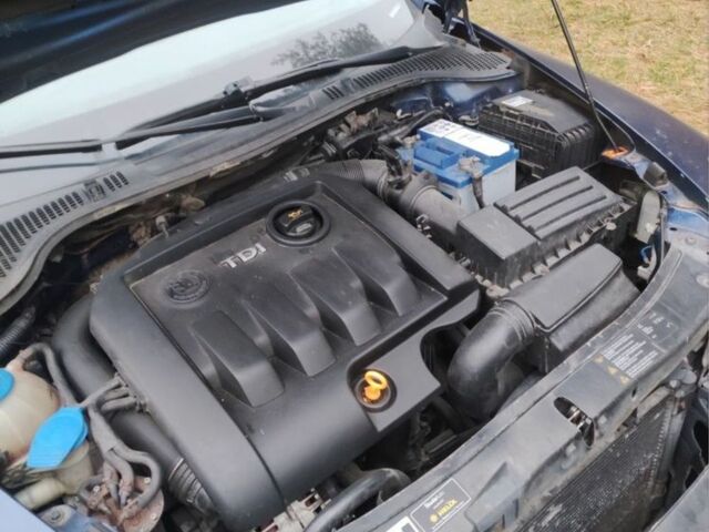 Синий Шкода Октавия, объемом двигателя 0 л и пробегом 312 тыс. км за 1700 $, фото 6 на Automoto.ua