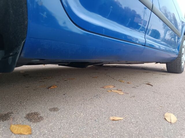 Шкода Октавия 2007 в Нежине на Automoto.ua Синий Шкода Октавия, объемом двигателя 0 л и пробегом 230 тыс. км за 5999 $, фото 3 на Automoto.ua