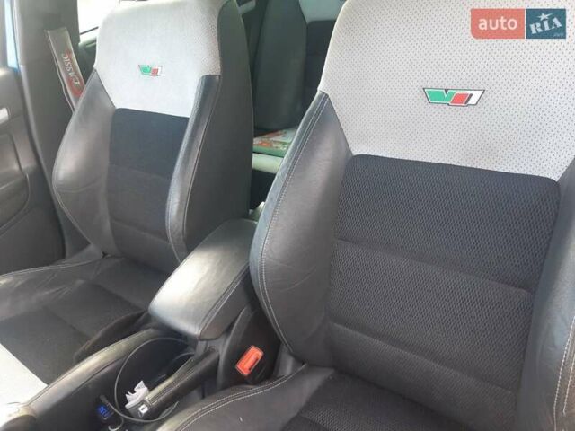 Синий Шкода Октавия, объемом двигателя 1.97 л и пробегом 260 тыс. км за 6600 $, фото 4 на Automoto.ua