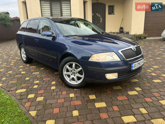 Синий Шкода Октавия, объемом двигателя 1.97 л и пробегом 214 тыс. км за 7250 $, фото 1 на Automoto.ua