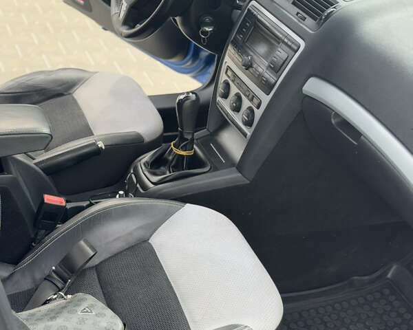 Синій Шкода Октавія, об'ємом двигуна 1.97 л та пробігом 320 тис. км за 7300 $, фото 15 на Automoto.ua