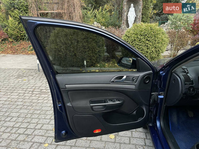 Шкода Октавія 2007 у Львові на Automoto.ua Синій Шкода Октавія, об'ємом двигуна 1.6 л та пробігом 287 тис. км за 5000 $, фото 38 на Automoto.ua