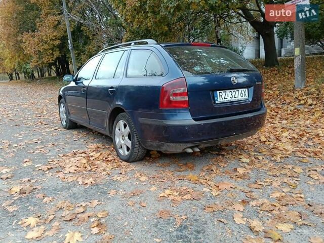 Синий Шкода Октавия, объемом двигателя 2 л и пробегом 383 тыс. км за 2750 $, фото 5 на Automoto.ua