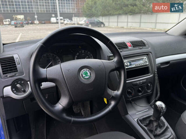 Синий Шкода Октавия, объемом двигателя 0 л и пробегом 235 тыс. км за 6500 $, фото 12 на Automoto.ua