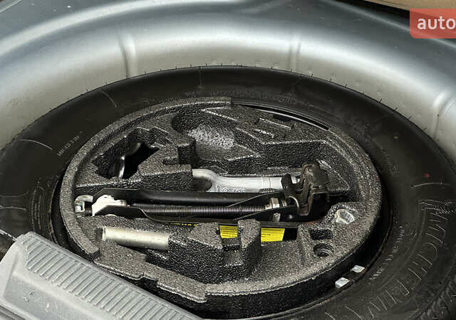 Синій Шкода Октавія, об'ємом двигуна 1.6 л та пробігом 212 тис. км за 6250 $, фото 80 на Automoto.ua