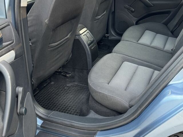 Синий Шкода Октавия, объемом двигателя 1.6 л и пробегом 190 тыс. км за 6000 $, фото 13 на Automoto.ua