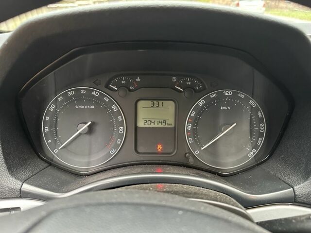 Синій Шкода Октавія, об'ємом двигуна 1.6 л та пробігом 204 тис. км за 6300 $, фото 6 на Automoto.ua