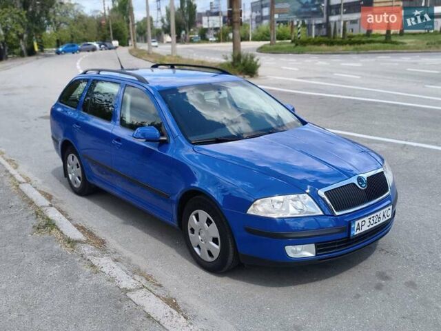 Синій Шкода Октавія, об'ємом двигуна 1.6 л та пробігом 262 тис. км за 5999 $, фото 4 на Automoto.ua