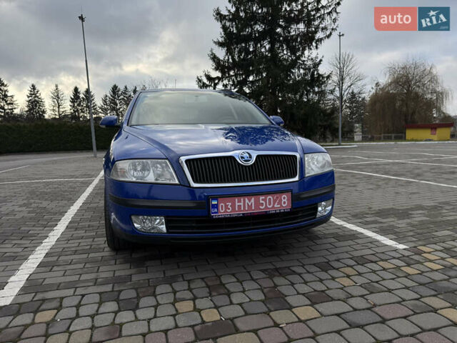 Синий Шкода Октавия, объемом двигателя 0 л и пробегом 235 тыс. км за 6500 $, фото 1 на Automoto.ua