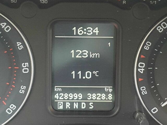 Синій Шкода Октавія, об'ємом двигуна 1.9 л та пробігом 429 тис. км за 5700 $, фото 11 на Automoto.ua